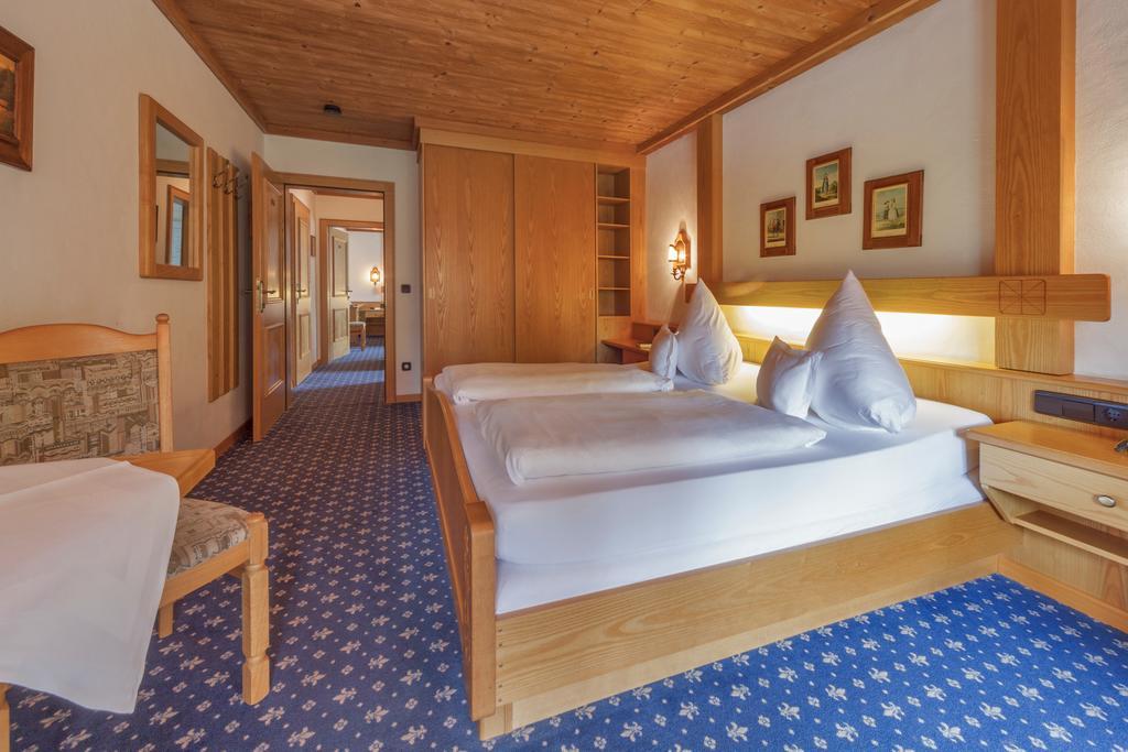 Hotel Alpina Хагнау Екстериор снимка