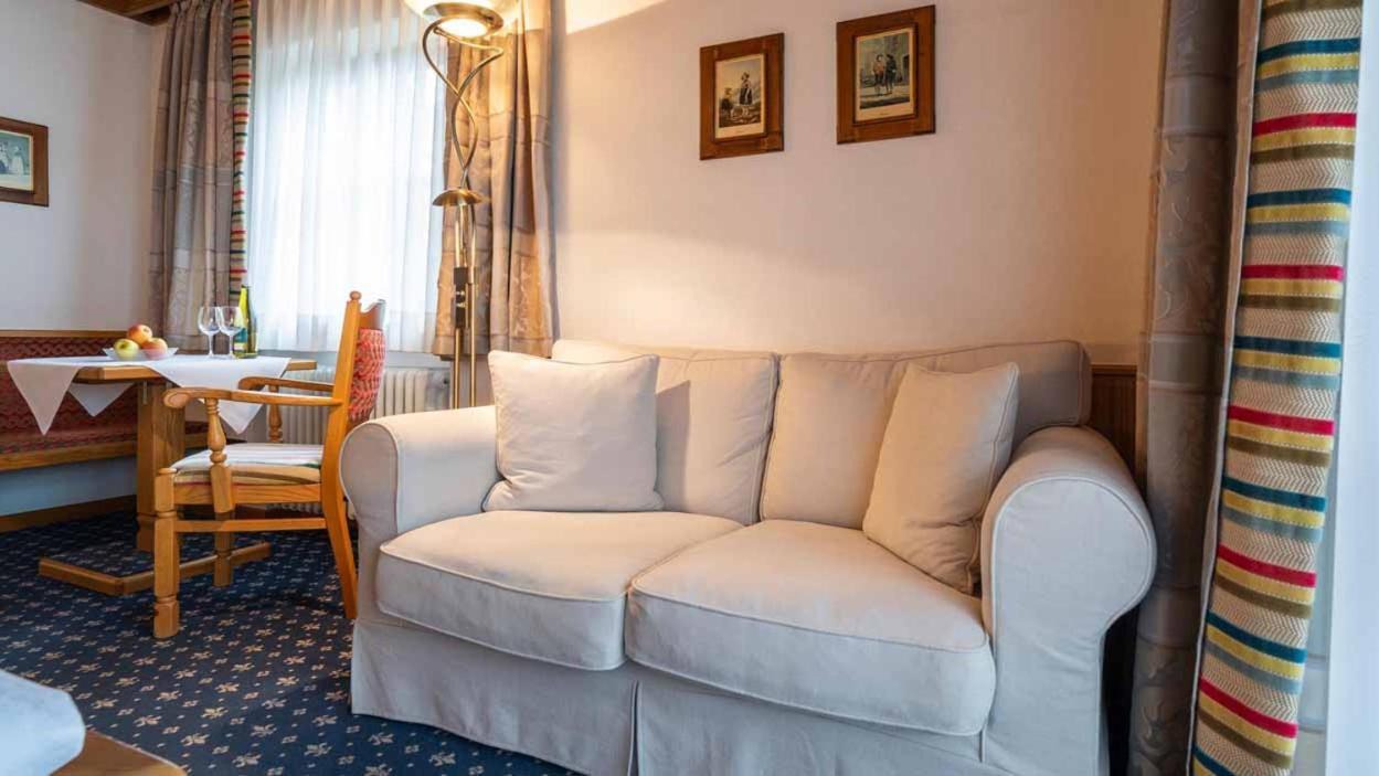 Hotel Alpina Хагнау Екстериор снимка