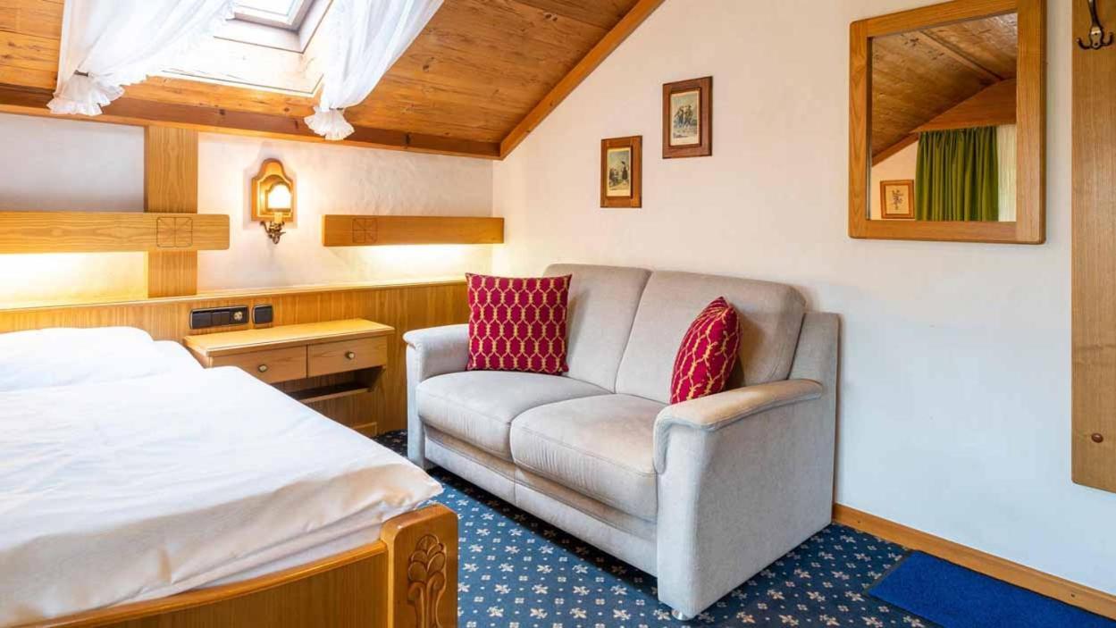 Hotel Alpina Хагнау Екстериор снимка