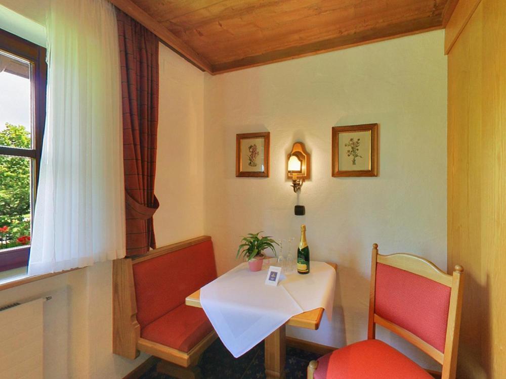 Hotel Alpina Хагнау Стая снимка