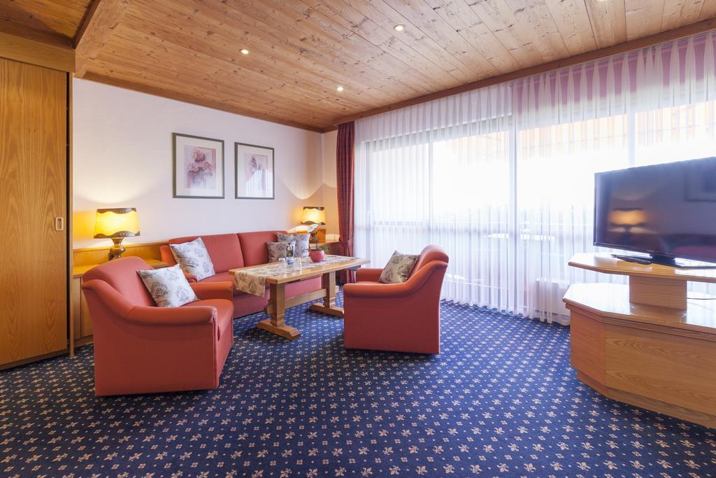 Hotel Alpina Хагнау Екстериор снимка